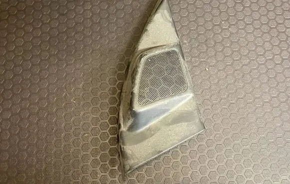 Volvo XC90 Front door high frequency speaker 8666661