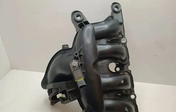 Citroen DS7 Crossback Intake manifold 9817556380