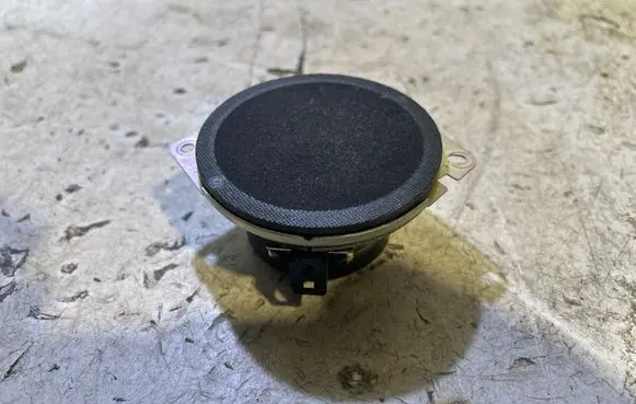 Dodge Charger Panel speaker 05064359AB 26777AA