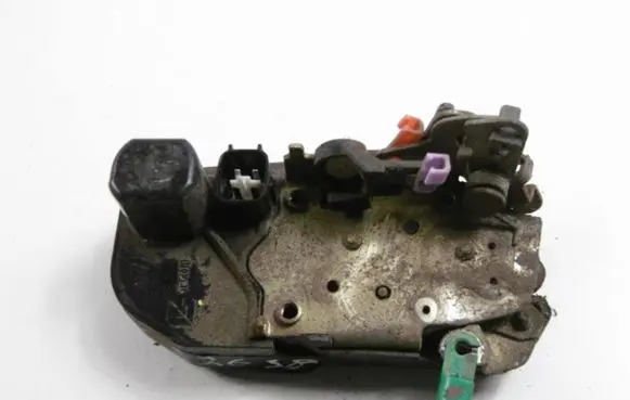 Jeep Grand Cherokee (WJ) Rear door lock