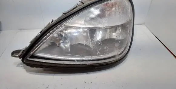 Mercedes-Benz A W168 Headlight/headlamp A1688200361 0301152601