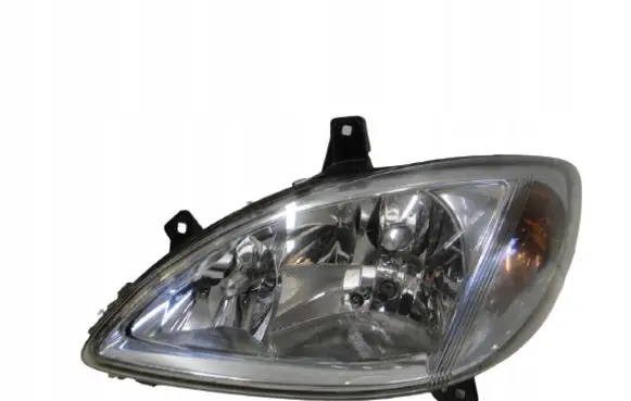 Mercedes-Benz Vito Viano W639 Headlight/headlamp A6398200161