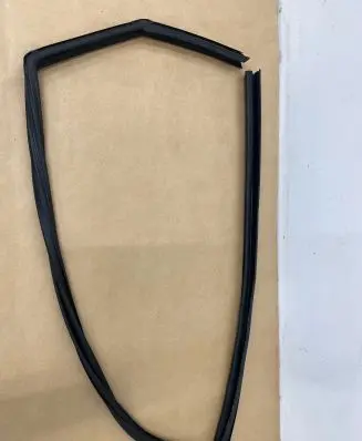 Ford Fiesta Rubber seal rear door window/glass H1BBB479BX726 L1TBS25604A H1BBL1TBABS215101
