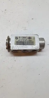 BMW 5 E39 Air conditioning (A/C) expansion valve 64118371459 641183855609