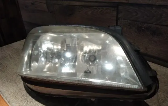 Opel Zafira A Headlight/headlamp 90582022