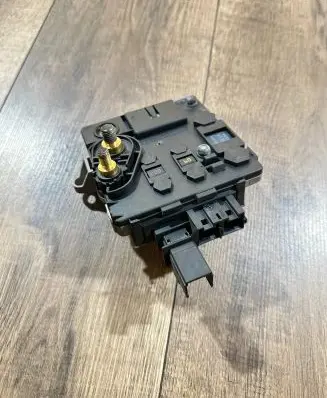 Mercedes-Benz S W220 Fuse box set 2205460541