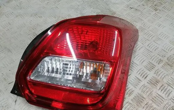 Suzuki Swift III Rear/tail lights 