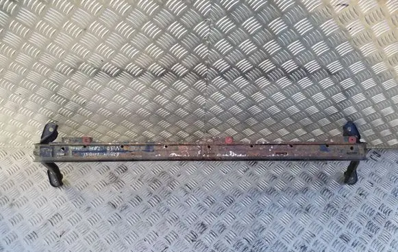 Volvo V50 Bottom radiator support slam panel 