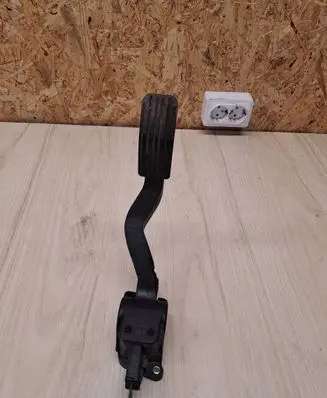Citroen C4 I Accelerator throttle pedal 9680565880 0280755041