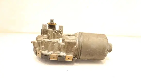 Volkswagen PASSAT B6 Wiper motor 0390241791