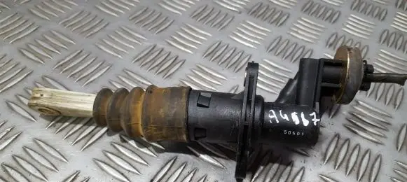 Audi A4 S4 B5 8D Clutch master cylinder 8e2721401a