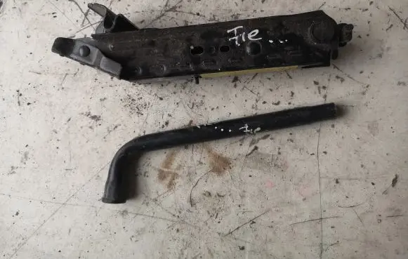 Ford Fiesta Lift Jack 