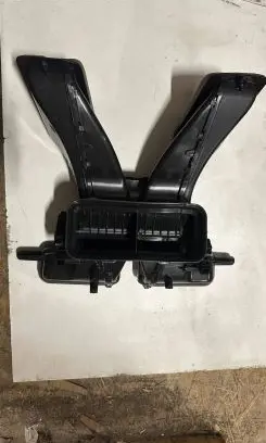 Porsche Cayenne (9Y0 9Y3) Intercooler air guide/duct channel 9Y0819723B