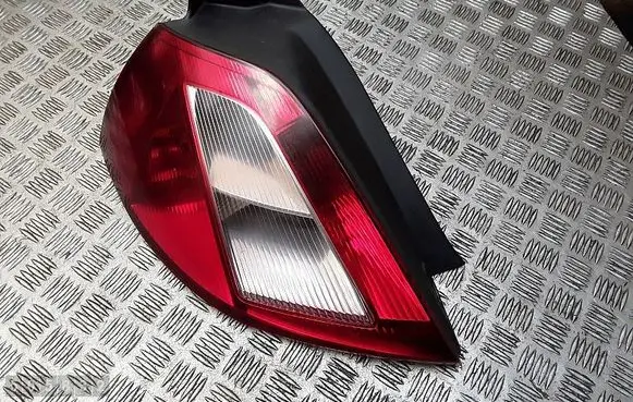 Rear/tail lights