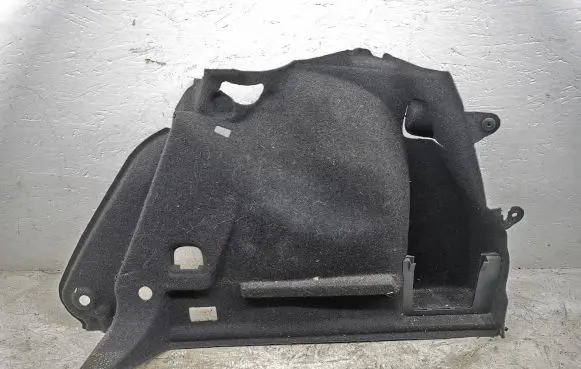 Trunk/boot lower side trim panel