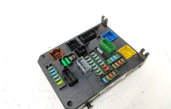Peugeot 508 RXH BSM Control unit 9806688080 S180204005B BSIQ0501