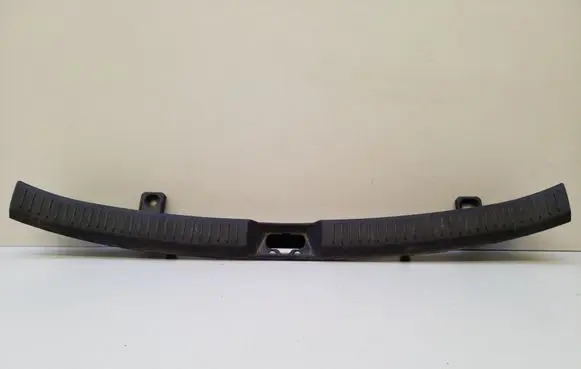 Mazda 5 Tailgate/boot lid lock trim C2356889X