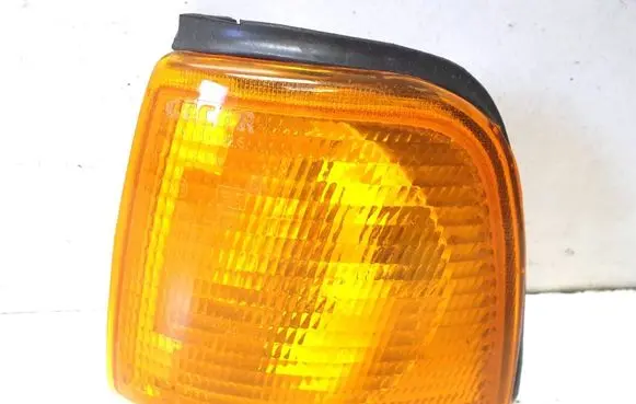 Audi 80 90 S2 B4 Front indicator light
