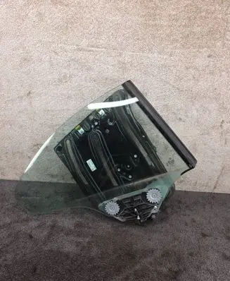 BMW M4 F82 F83 Vent/Glass mechanism 7363838 00382197 C40877106