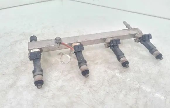 Opel Corsa E Fuel injectors set 0280151258 55572731 0280158181