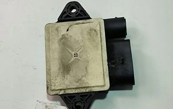 Mercedes-Benz E W211 Central body control module 0522140709