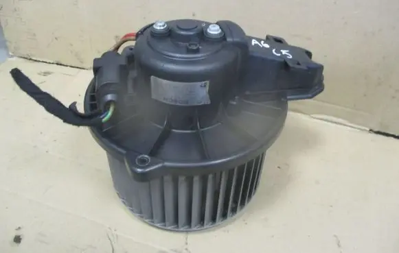 Audi A6 S6 C5 4B Heater fan/blower 0130111202