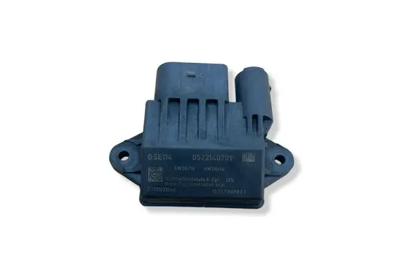 Mercedes-Benz E W211 Glow plug pre-heat relay 0522140709