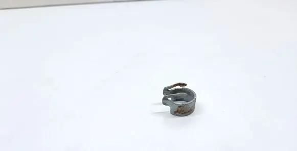 Audi A4 S4 B9 8W Fuel Injector clamp holder 