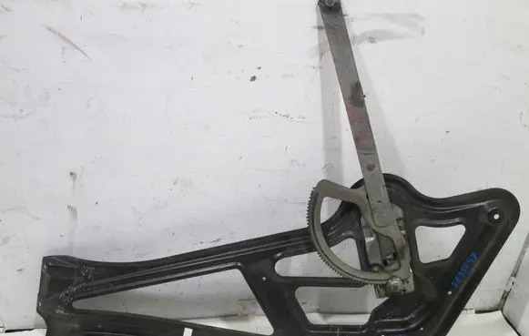 Mercedes-Benz Sprinter W901 W902 W903 W904 Front door manual window regulator A9017200314 9017200314