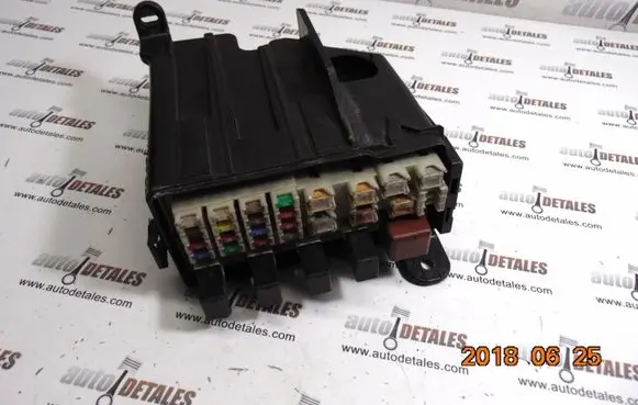 Toyota Camry Fuse module