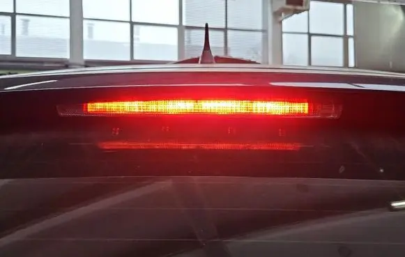Citroen DS4 Third/center stoplight 9804687380 IMPRK1541325