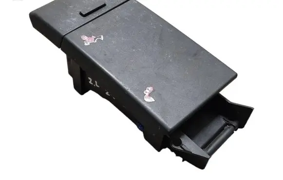 Skoda Octavia Mk1 (1U) Ashtray (rear) 7M3857405
