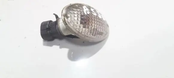 Opel Corsa C Front fender indicator light