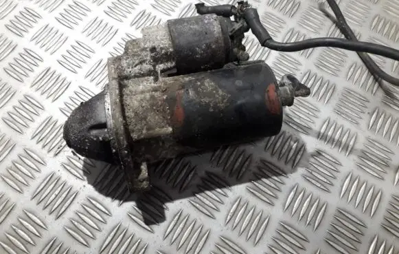 Audi A4 S4 B5 8D Starter motor