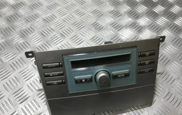 Toyota Corolla Verso AR10 Climate control unit 559000f030 55900-0f030