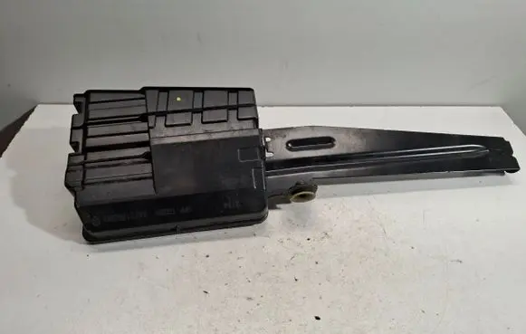 Citroen DS7 Crossback Fuse box cover 9672188380