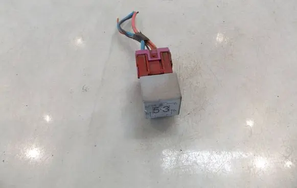 Seat Ibiza III (6L) Other relay 141951253B