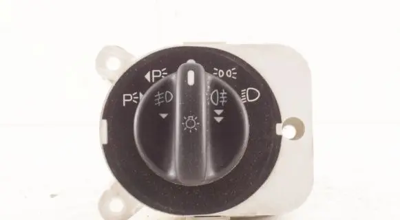 Ford Mondeo MK II Light switch 96BB13K196CB
