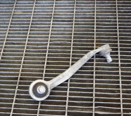Porsche Macan (95B) Front lower control arm/wishbone 8K0509P