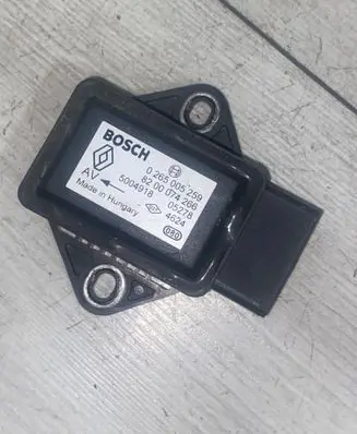 Renault Scenic II - Grand scenic II ESP acceleration yaw rate sensor 8200074266 5004918 0265005259