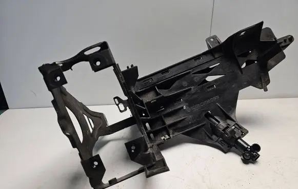 BMW 5 F10 F11 Headlight/headlamp mounting bracket 7200793 11071510