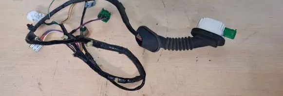 Ford Maverick Front door wiring loom 5L8T14630J4CP0