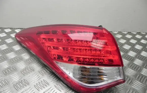 Hyundai i40 Rear/tail lights MOBIS924013Z3 A1567UN