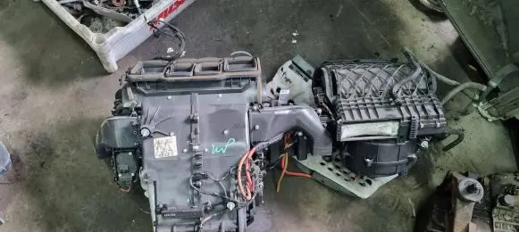 Mercedes-Benz R W251 Interior heater climate box assembly A2518340361 A2518201375