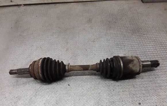 Toyota Avensis T250 Front driveshaft