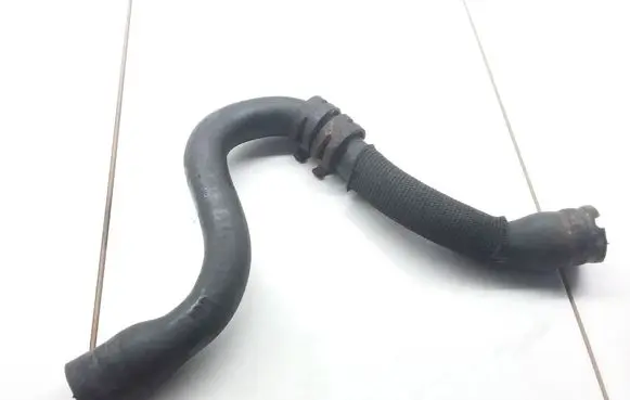 Mercedes-Benz A W169 Engine coolant pipe/hose A1695010782