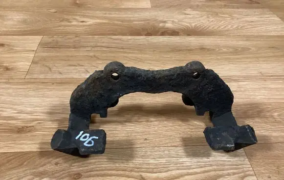 Ford Focus Front Brake Caliper Pad/Carrier 