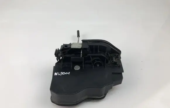 BMW 1 F20 F21 Coupe door lock (next to the handle) A053702