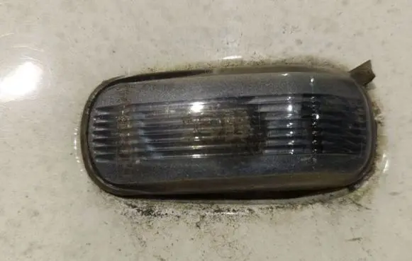 Saab 9-5 Front fender indicator light 