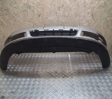 Volkswagen PASSAT B6 Front bumper 3C0807221